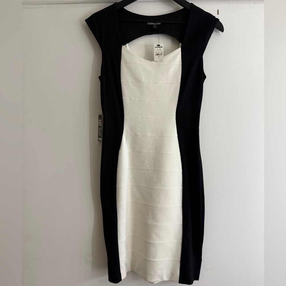 Express Vintage Black and White Sleeveless Sheath Mini Dress